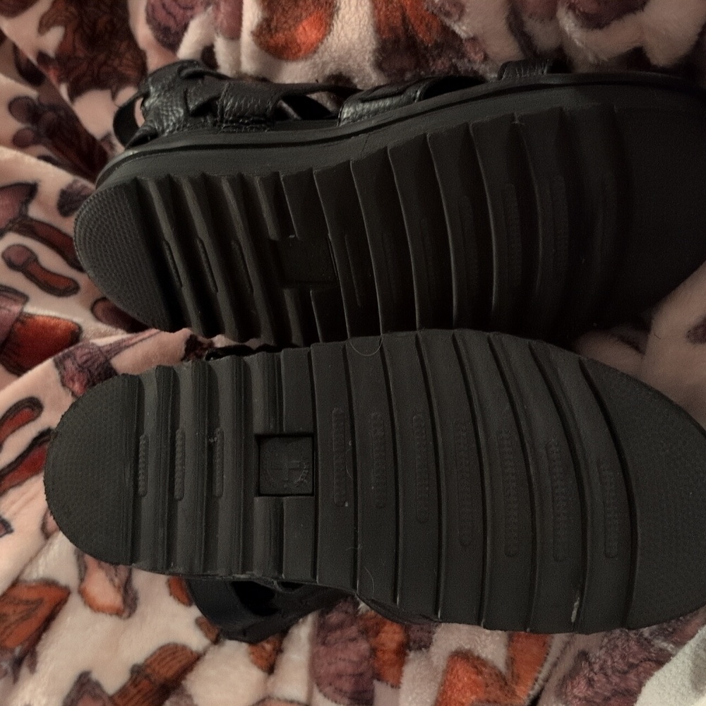Dr. Martens Gladiator Sandals Olson - Picture 12 of 16